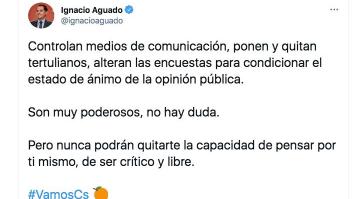 Aguado se queja de los "poderosos" que "controlan medios de comunicación" y recibe esta respuesta de Pablo Iglesias