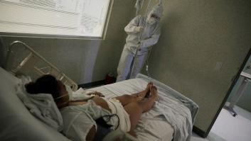 "Es una ofensa": el mensaje de un paciente de covid-19 a los manifestantes antimascarillas