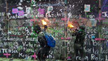 ¡Nos arrojaron gas lacrimógeno! La represión en la marcha 8M en la Ciudad de México