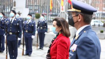 Robles le da un cargo en Washington al exJEMAD que se saltó el orden de vacunación