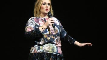 Adele deja sin palabras a sus seguidores al compartir una foto en bikini