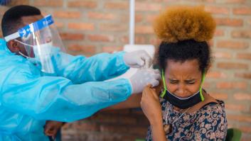 Vacunación a dos velocidades: "Nadie está a salvo hasta que todo el mundo esté a salvo"