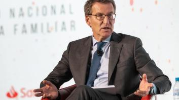 Una experta en protocolo se fija en unas fotos de Feijóo y no puede evitar comentar este gesto