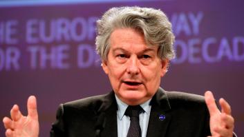 Bruselas promete vacunas para que la UE esté inmunizada el 14 de julio