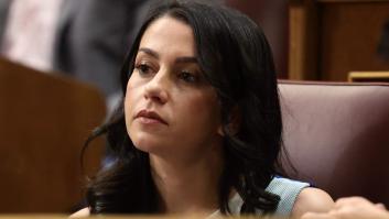 Arrimadas celebra que no se suba el sueldo a los diputados y no deja de recibir mensajes con este dato