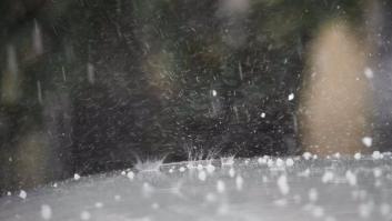 Una borrasca inusual con tintes de ciclón tropical dejará copiosas lluvias y tormentas hasta el lunes en la Península