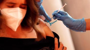 El Gobierno espera que "en dos semanas" estén vacunados los mayores de 80 años