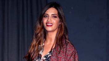 ¿Qué hacer cuando vas vestida exactamente igual que alguien? Si eres Sara Carbonero, esto