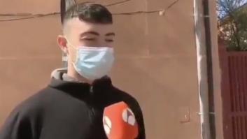 Este joven da la respuesta más loca posible a la polémica por la llegada de turistas