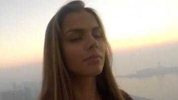 El famoso 'selfie' de Dubai le puede salir caro a la protagonista