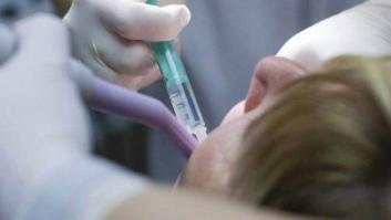 Un odontólogo tendrá que pagar 99.000 euros por dejar sin dientes a una paciente