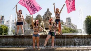 FEMEN protesta en Cibeles contra la Ley Mordaza