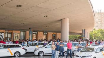 Los taxistas andaluces quieren cobrar por plaza como los BlaBlaCar