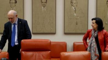 Maza garantiza la independencia de la Fiscalía, que "aplica la ley sea quien sea el investigado"