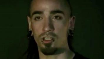 La madre del presunto asesino de un hombre por llevar tirantes: "Podría estar muerto, pero se defendió y está vivo"