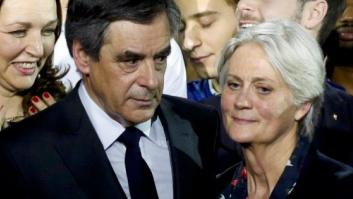 Fillon, citado a declarar ante un juzgado de instrucción por los empleos ficticios de su mujer