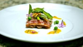 Lardones de cordero con hongos, setas y toque oriental