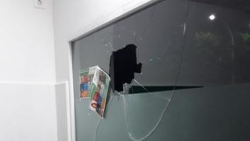 Dos militantes heridas en el ataque a una sede de Podemos en La Línea (Cádiz)