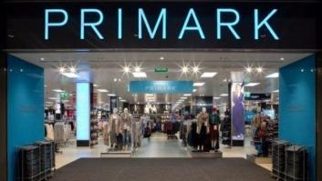 La Policía investiga el extraño hallazgo en unos calcetines de Primark: la empresa pide disculpas