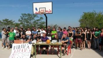 'La Atalaya' resiste a otro desalojo