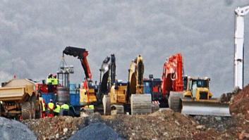 Los ingenieros esperan terminar el primer túnel para rescatar a Julen al final de la noche