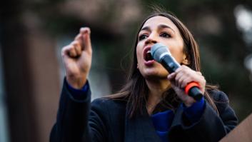 Ocasio-Cortez salta a Biden e impulsa el bloqueo de venta de armas de EEUU a Israel