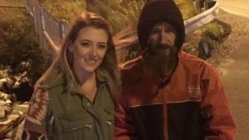 Una joven recauda 225.000 dólares para un indigente que gastó sus últimos 20 dólares en auxiliarla