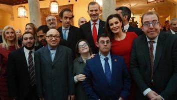 ¿Qué hace la reina Letizia con el equipo de la película 'Campeones'?