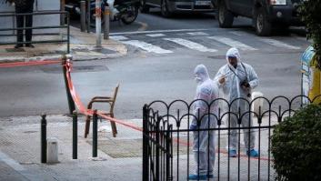 Estalla un artefacto en una iglesia de Atenas