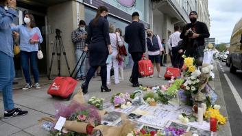 El altar del joven Samuel, destrozado