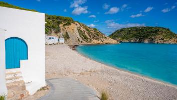 La gamberrada que ha destrozado uno de los símbolos de esta conocida playa de Jávea (Alicante)