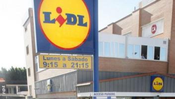 Lidl despide a un trabajador por hacer más horas de las que le correspondían