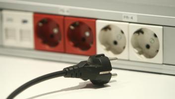 El precio de la luz marca este miércoles su tercer máximo histórico en plena ola de calor