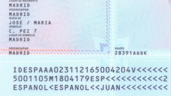 Miles de personas alucinan con lo que cuenta un tuitero de su DNI: "Un error de Matrix"