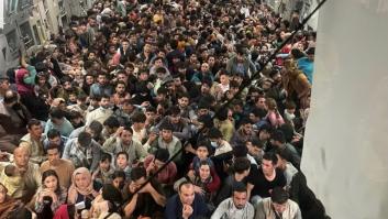 La impresionante imagen de un avión de carga quintuplicando su pasaje para salvar a afganos