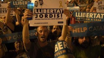 Miles de personas se concentran en Barcelona para pedir la liberación de Jordi Sánchez y Jordi Cuixart