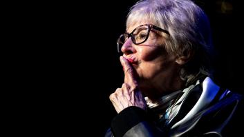 El adiós de Concha Velasco a las giras teatrales: "Lee y conducirás, no leas y serás conducido"