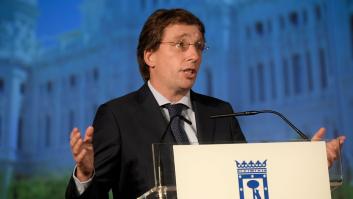 Almeida responde a la crítica de Aguirre sobre los "niñatos" de Génova: "Con 46 años lo tengo complicado"