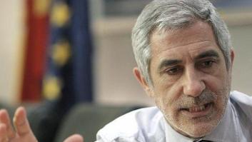 El tuit de Llamazares sobre la huida de empresas de Cataluña y el "España nos roba" que arrasa en Twitter