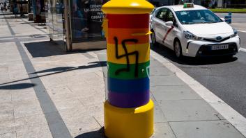 Neonazis se manifiestan por el barrio de Chueca en Madrid al grito de "fuera maricas de nuestros barrios"