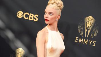 Anya Taylor-Joy deslumbra con su 'look' en la alfombra roja de los Emmy