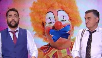 "Que acabe": el ruego desesperado de Dani Mateo en pleno directo (en 'El Intermedio') que dejó a Wyoming con esta cara