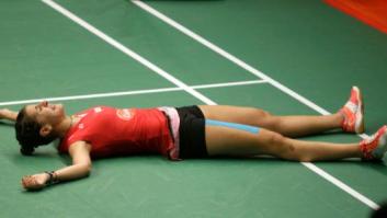 La alegría de la campeona del mundo de bádminton, foto a foto