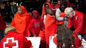 Al menos una mujer embarazada muerta, 13 desaparecidos y casi 800 rescatados en aguas de Alborán