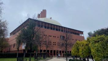 Detenido un enfermero por grabar a mujeres que atendía en la universidad