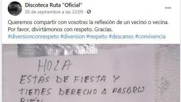 El cartel que un padre dejó a las puertas de una discoteca hace pensar a cientos de personas