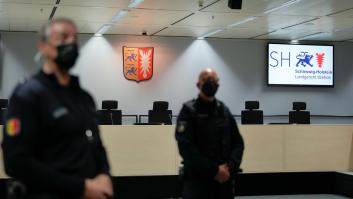 Una mujer de 96 años trata de huir antes de su juicio por cooperar con el régimen nazi