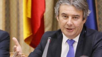 El Gobierno amenaza a las CCAA por devolver la Sanidad universal a los sin papeles