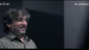 La cara de Jordi Évole la ver lo que ha sacado del bolsillo Iván Redondo