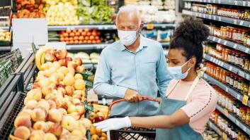 Una charla con el cajero del súper para combatir la soledad